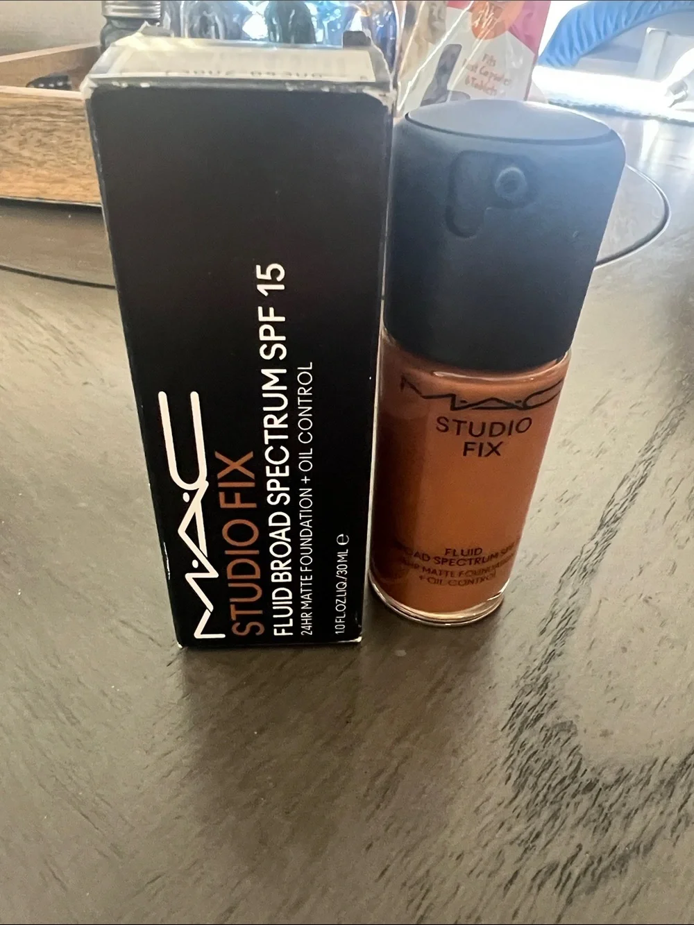 MAC Studio Fix Fluid SPF 15 Foundation - shade NW47 BNIB